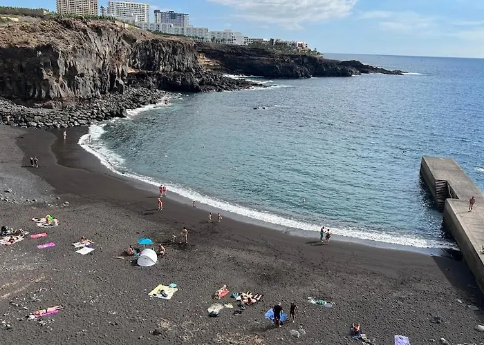 Luxurious With Ocean Views Villa *